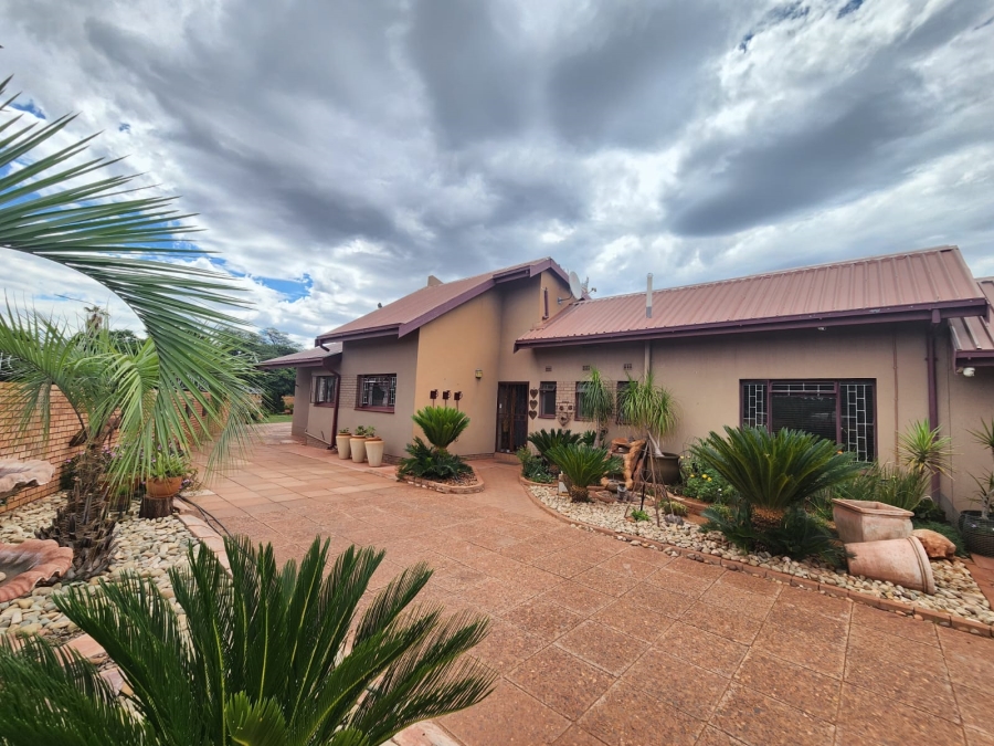 3 Bedroom Property for Sale in Kathu Northern Cape